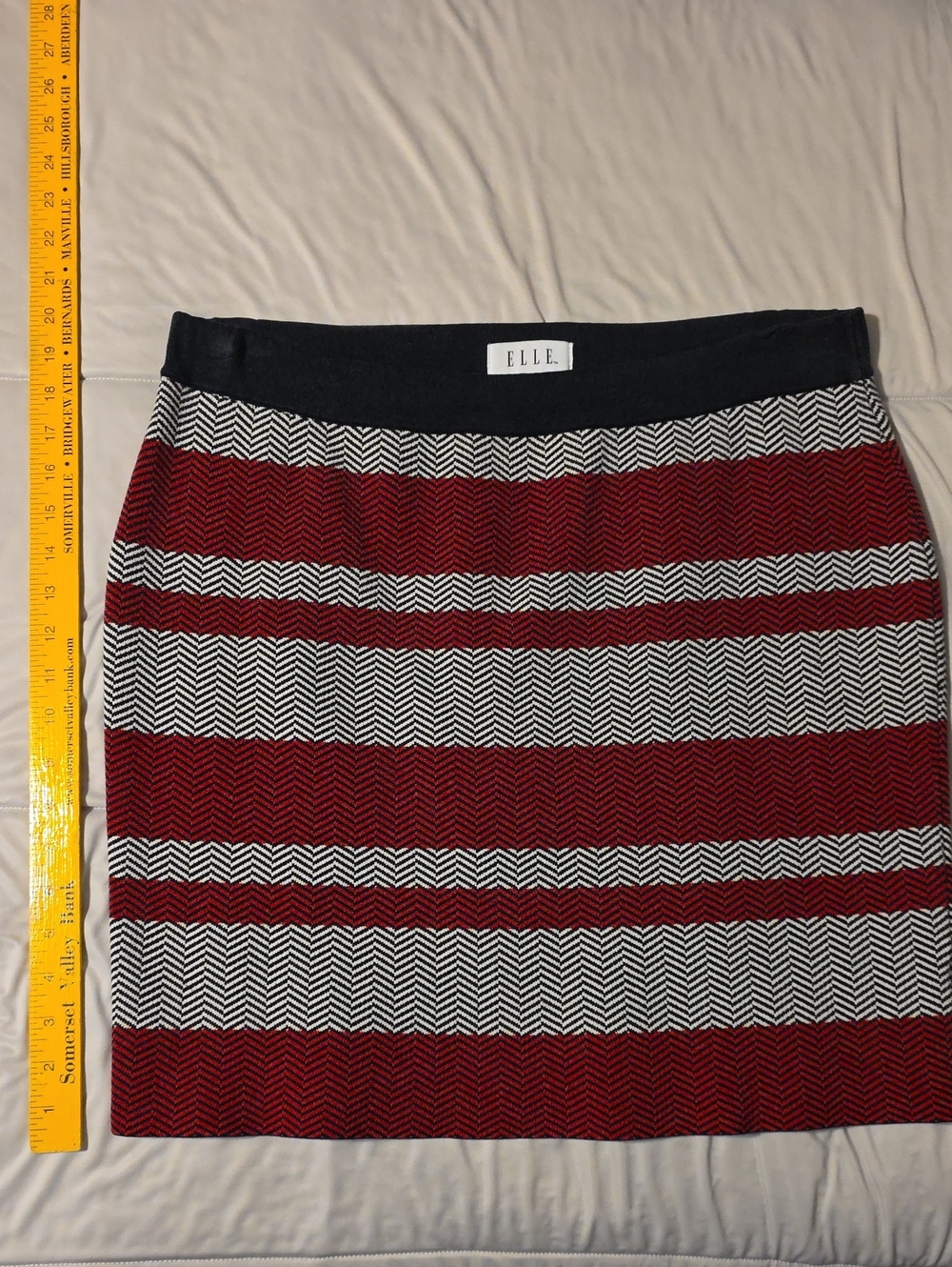 ELLE Black, Red & White Chevron Stripe Mini Skirt